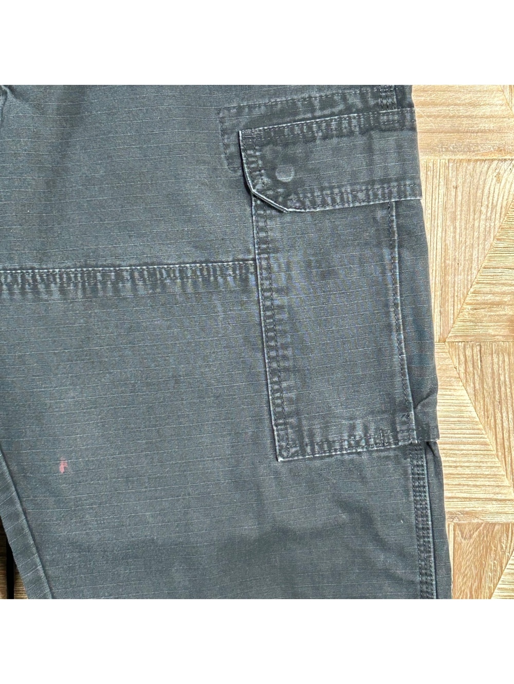 Wrangler Riggs Mens Dark Wash Relaxed Fit Jeans 36x33 Utility Workwear Carpenter - Picture 4 of 10